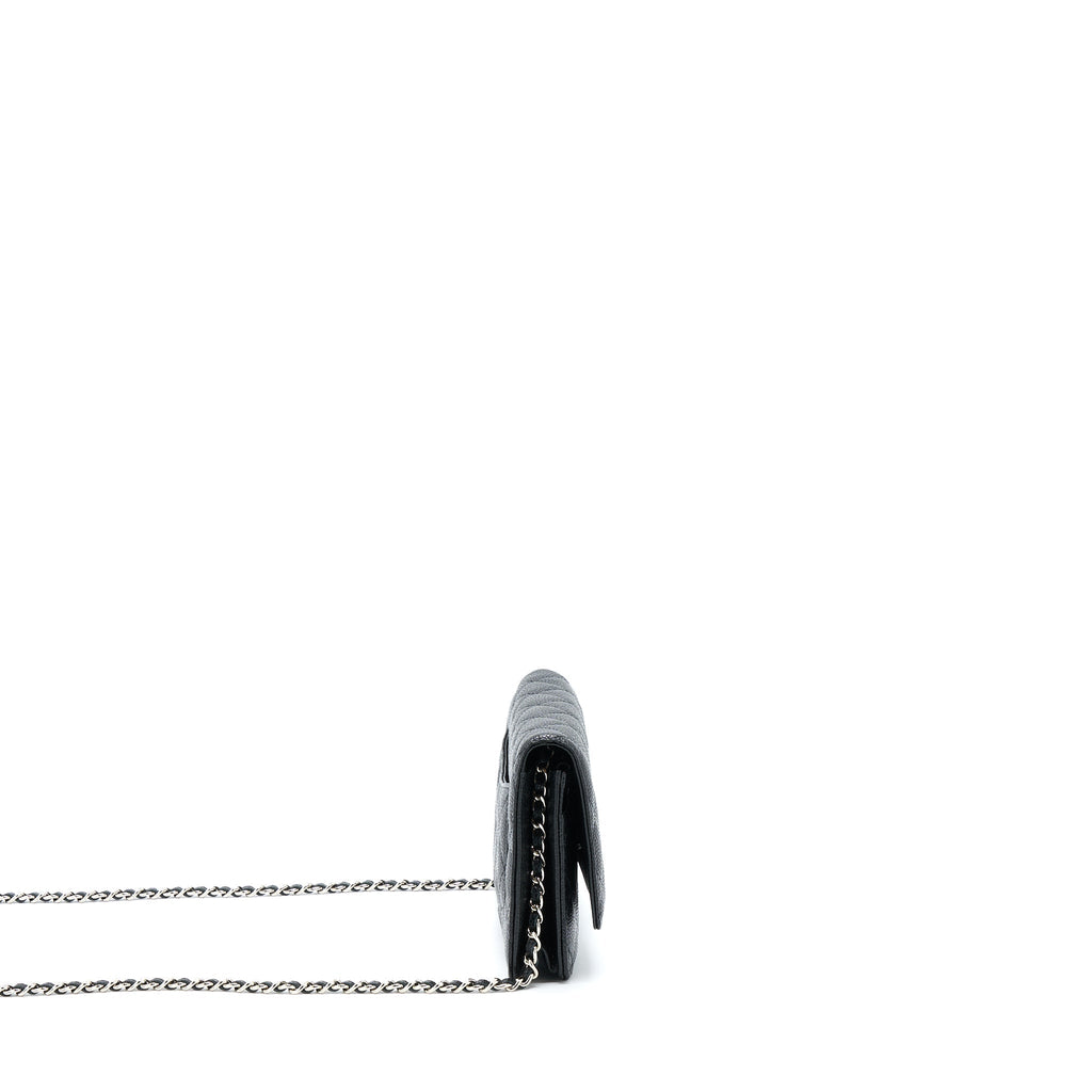 chanel-classic-wallet-on-chain-caviar-black-shw-2