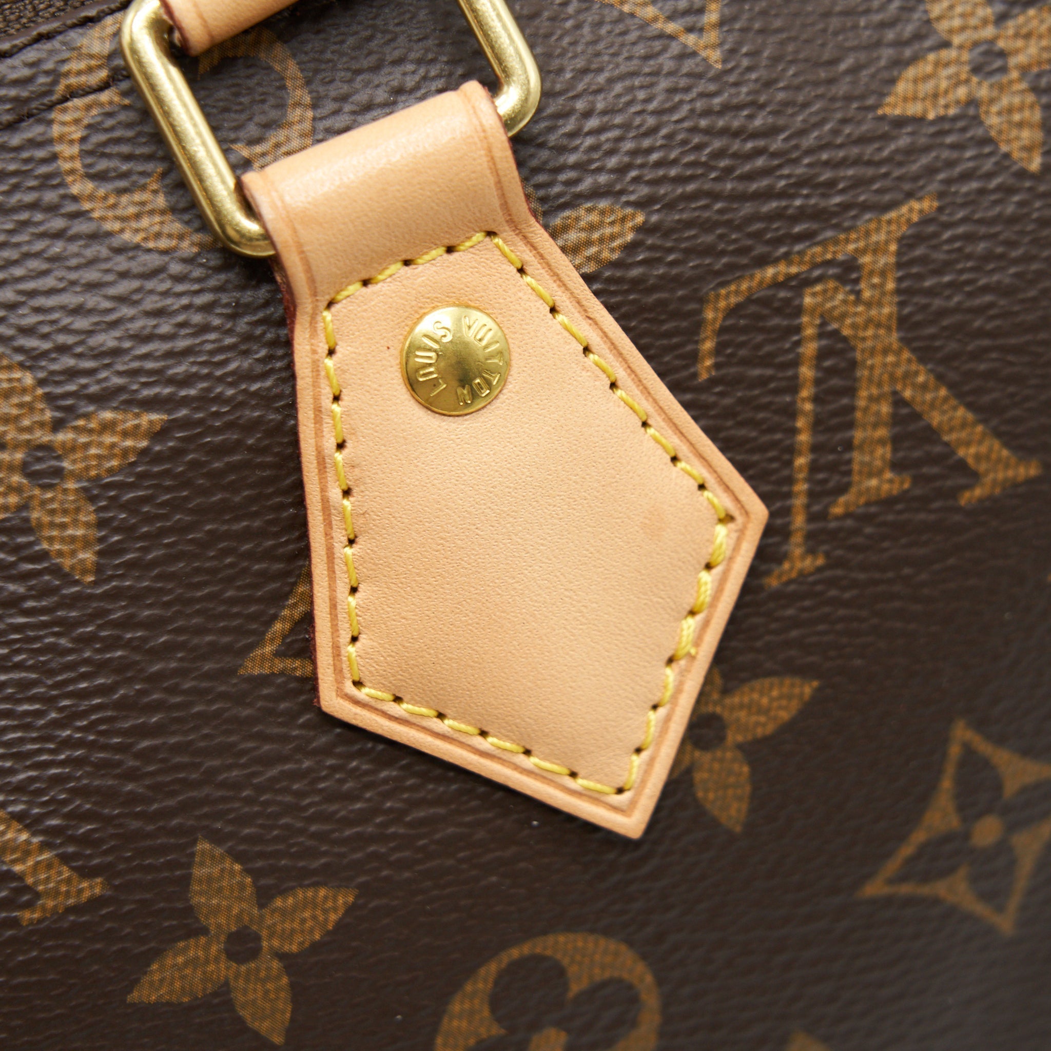 louis-vuitton-speedy-25-monogram-canvas-with-initial