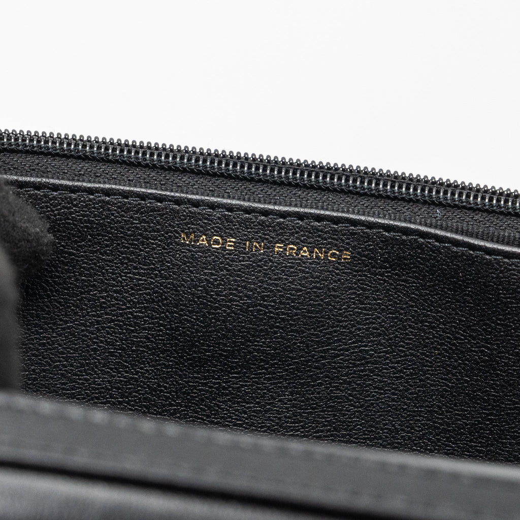 chanel-coco-heart-wallet-on-chain-lambskin-blackmicrochip