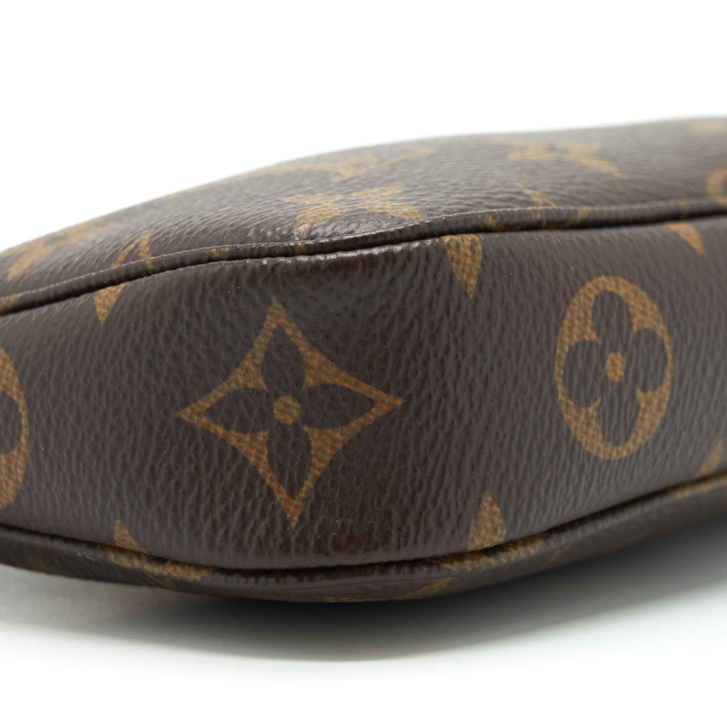 louis-vuitton-mini-pochette-monogram-canvas-ghw-1