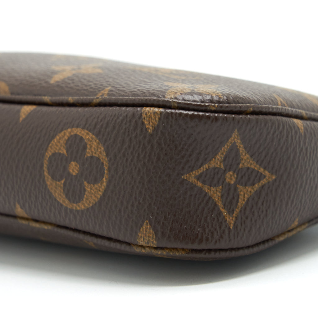 louis-vuitton-mini-pochette-monogram-canvas-ghw-1