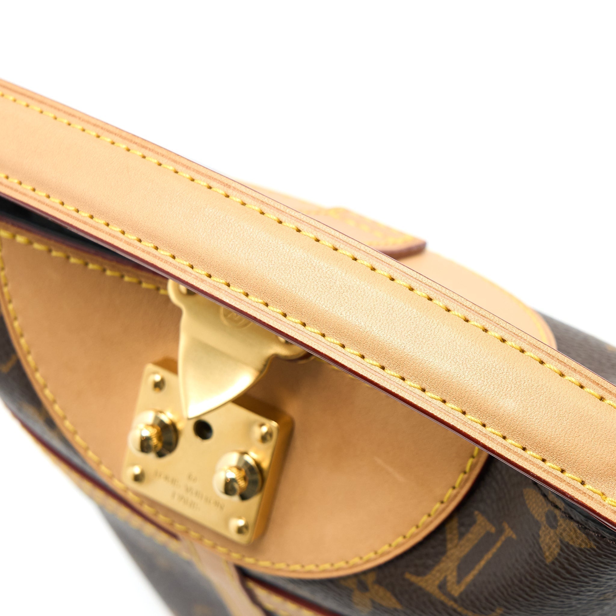 louis-vuitton-duffle-bag-monogram-canvas-ghw-2