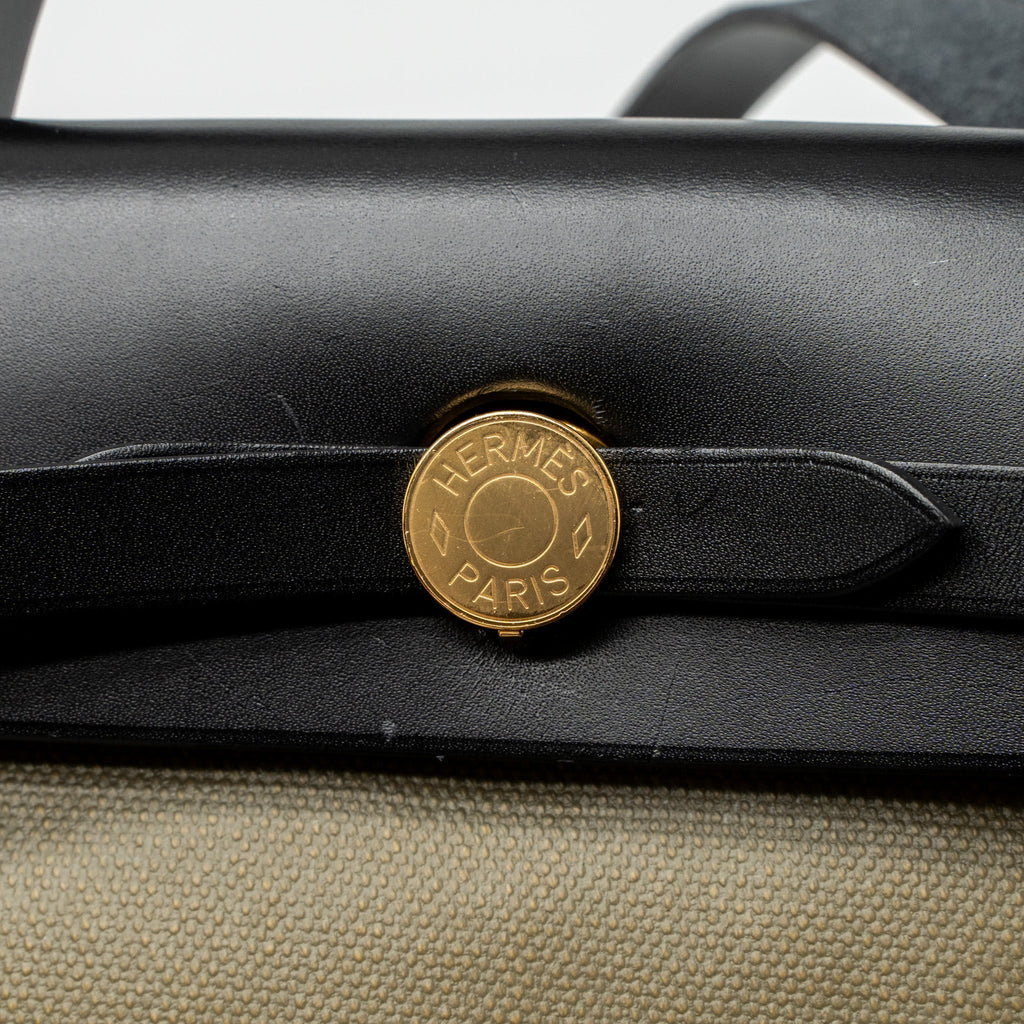 hermes-herbag-31-zip-bag-tolie-h-berline-canvas-vache-hunter-lichen-ecru-beige-black-ghw-stamp-z