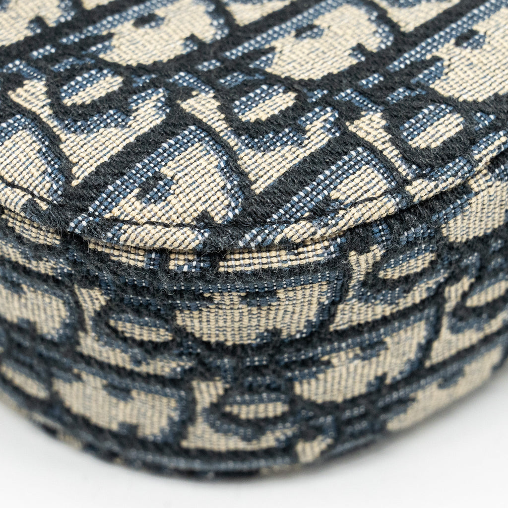 dior-homme-mini-saddle-messenger-bag-with-flap-oblique-jacquard-grained-calfskin-multicolour-hardware