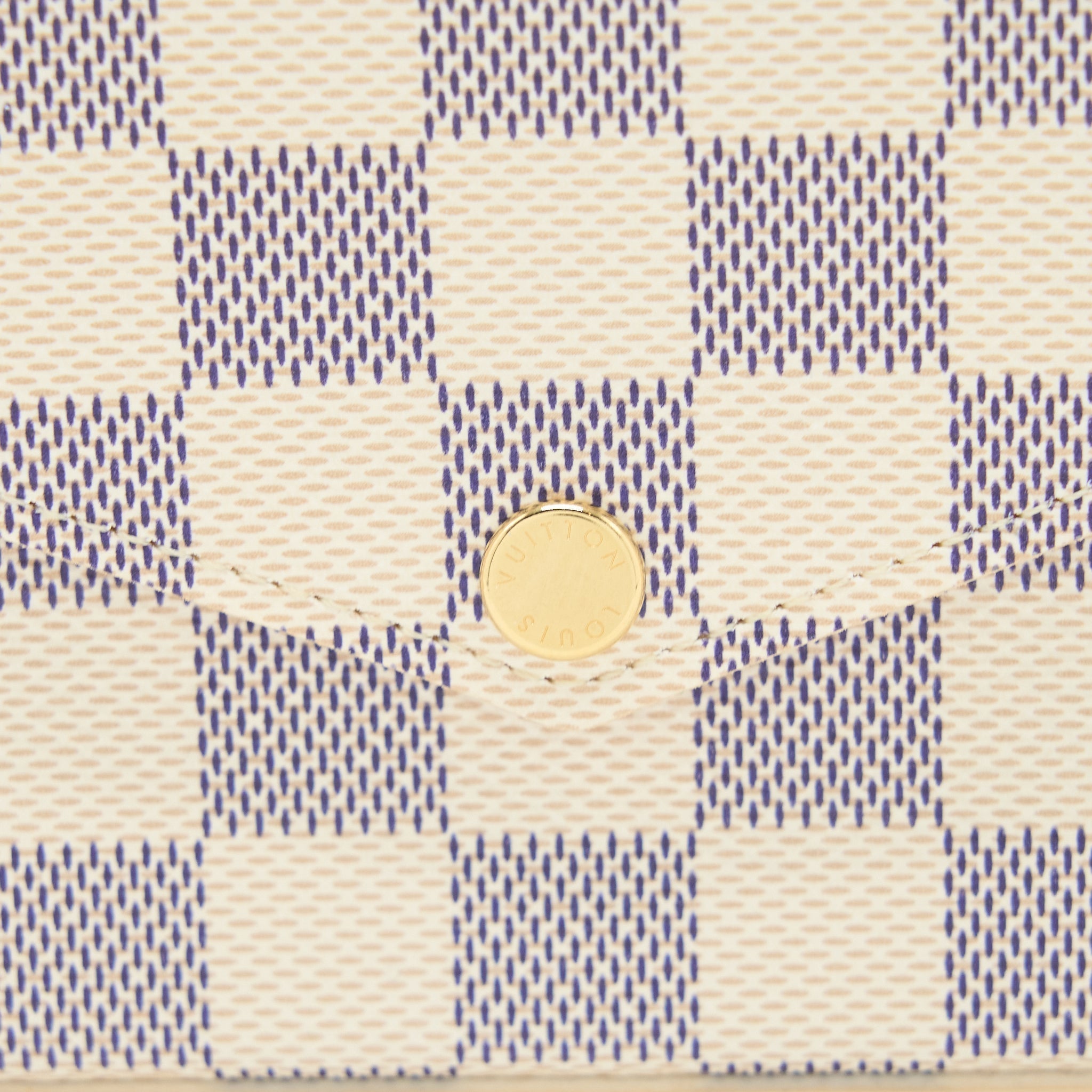 louis-vuitton-felicie-pochette-damier-azur-canvas-ghw