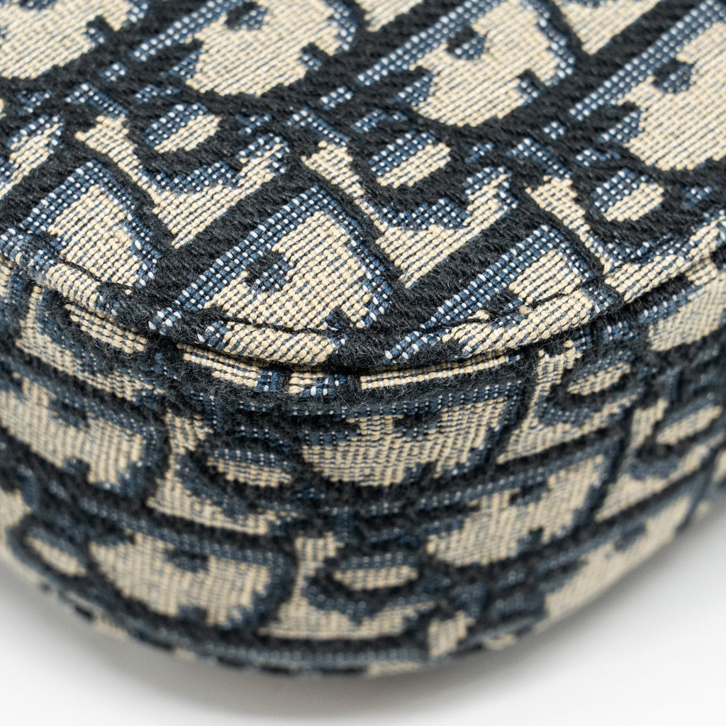 dior-homme-mini-saddle-messenger-bag-with-flap-oblique-jacquard-grained-calfskin-multicolour-hardware