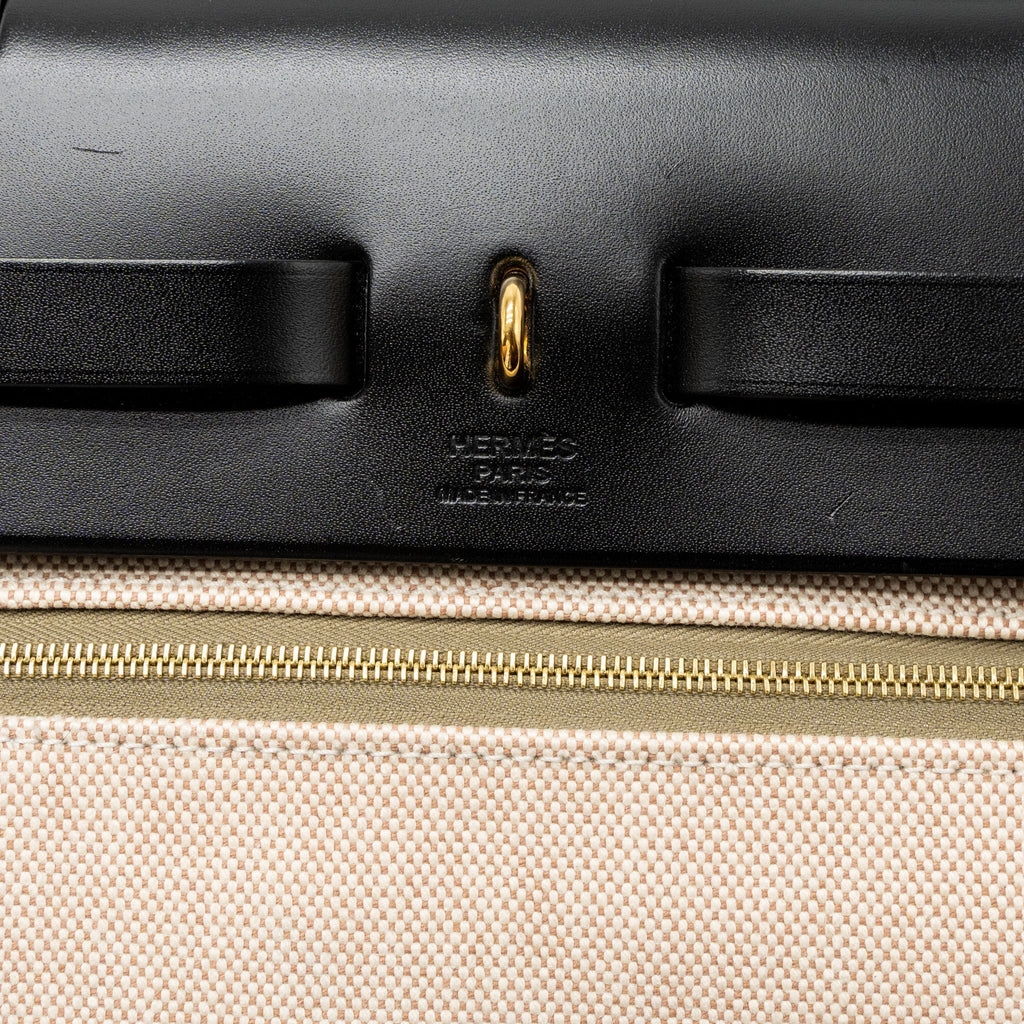 hermes-herbag-31-zip-bag-tolie-h-berline-canvas-vache-hunter-lichen-ecru-beige-black-ghw-stamp-z