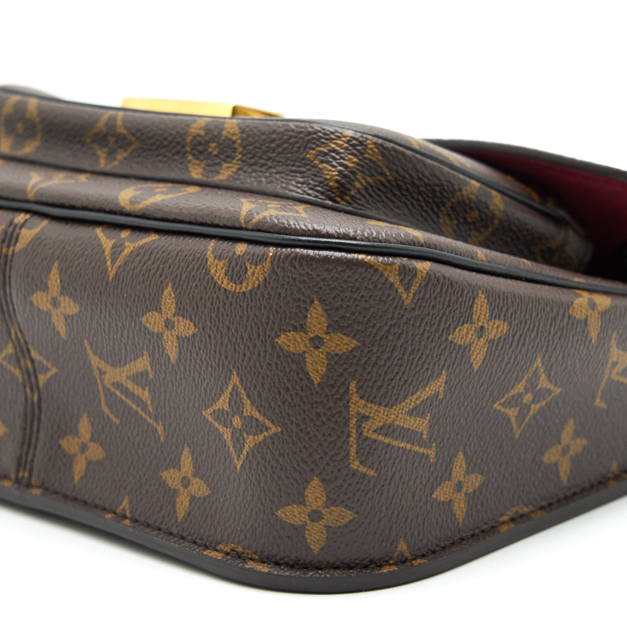 louis-vuitton-passy-monogram-canvas