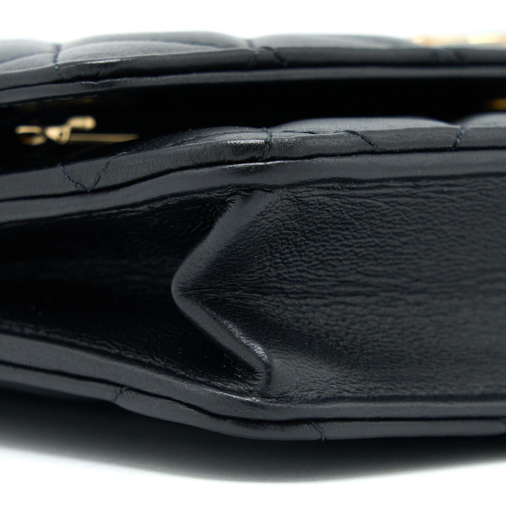 chanel-detailed-top-handle-wallet-on-chain-lambskin-black-ghw-microchip