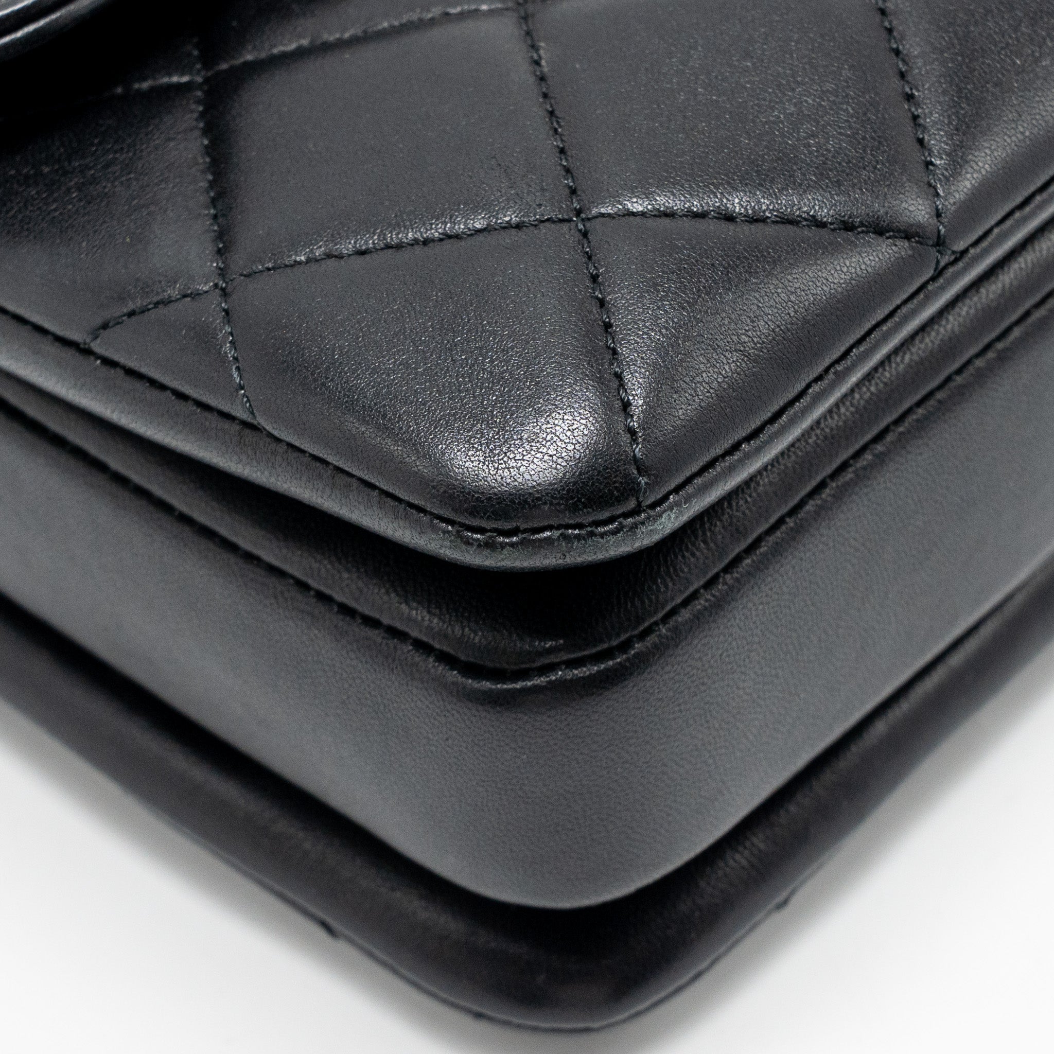 chanel-top-handle-trendy-cc-flap-bag-lambskin-black-lghw-1