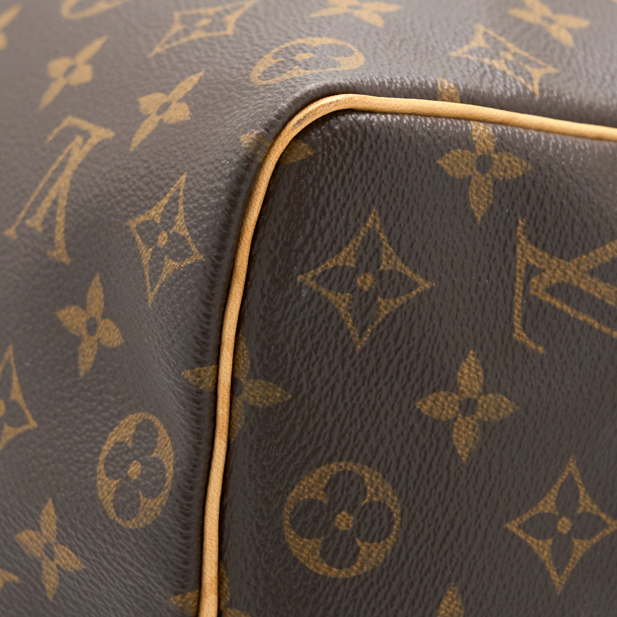 louis-vuitton-keepall-bandoulire-50-monogram-canvas-ghw
