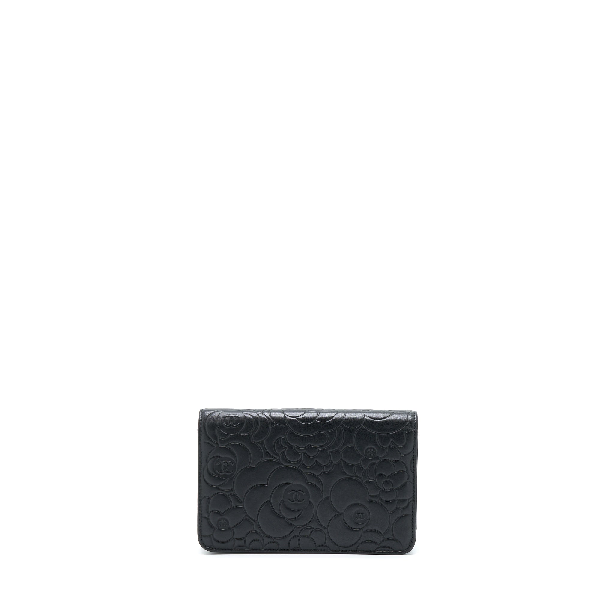 chanel-camellia-wallet-on-chain-lambskin-black-shw