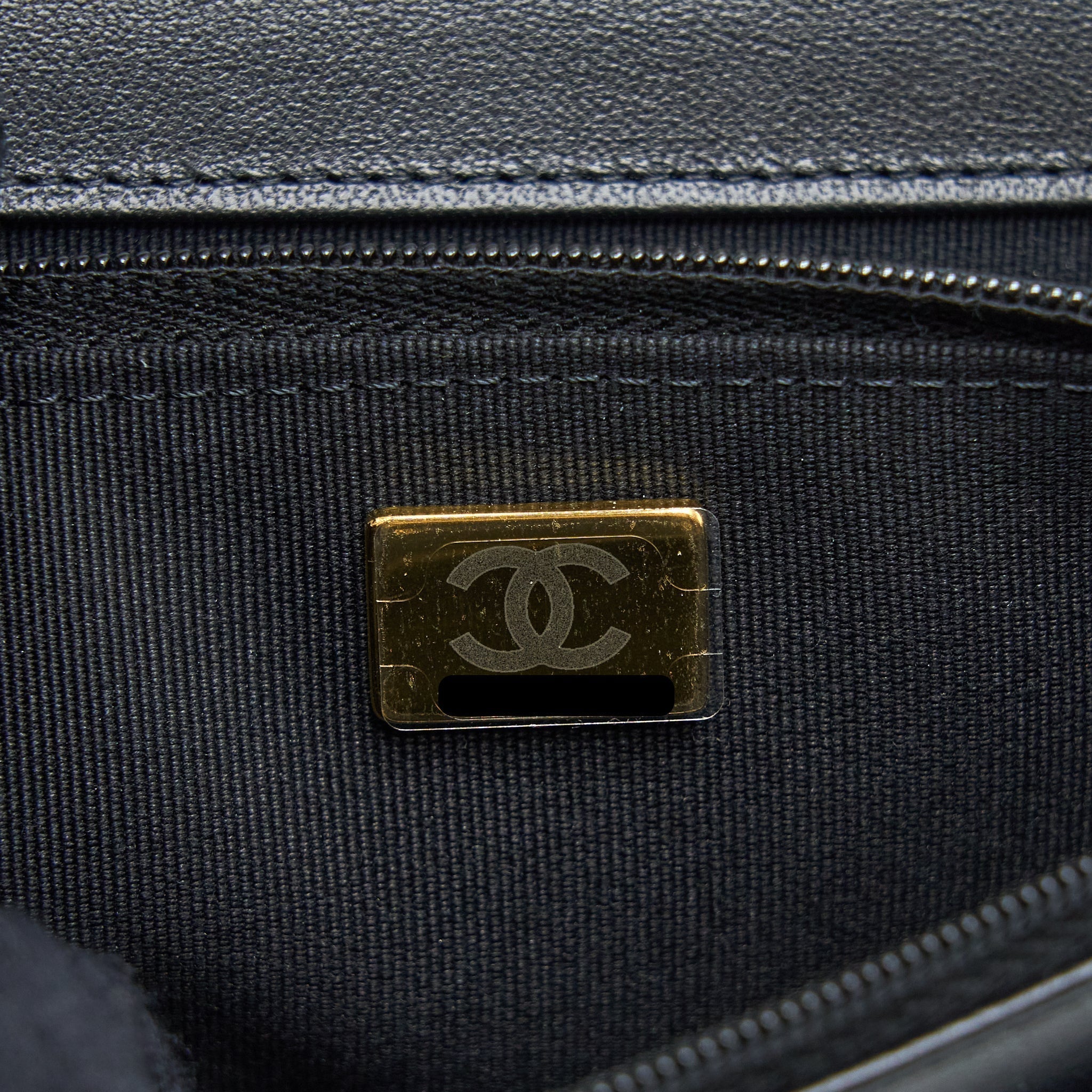 chanel-detailed-top-handle-wallet-on-chain-lambskin-black-ghw-microchip