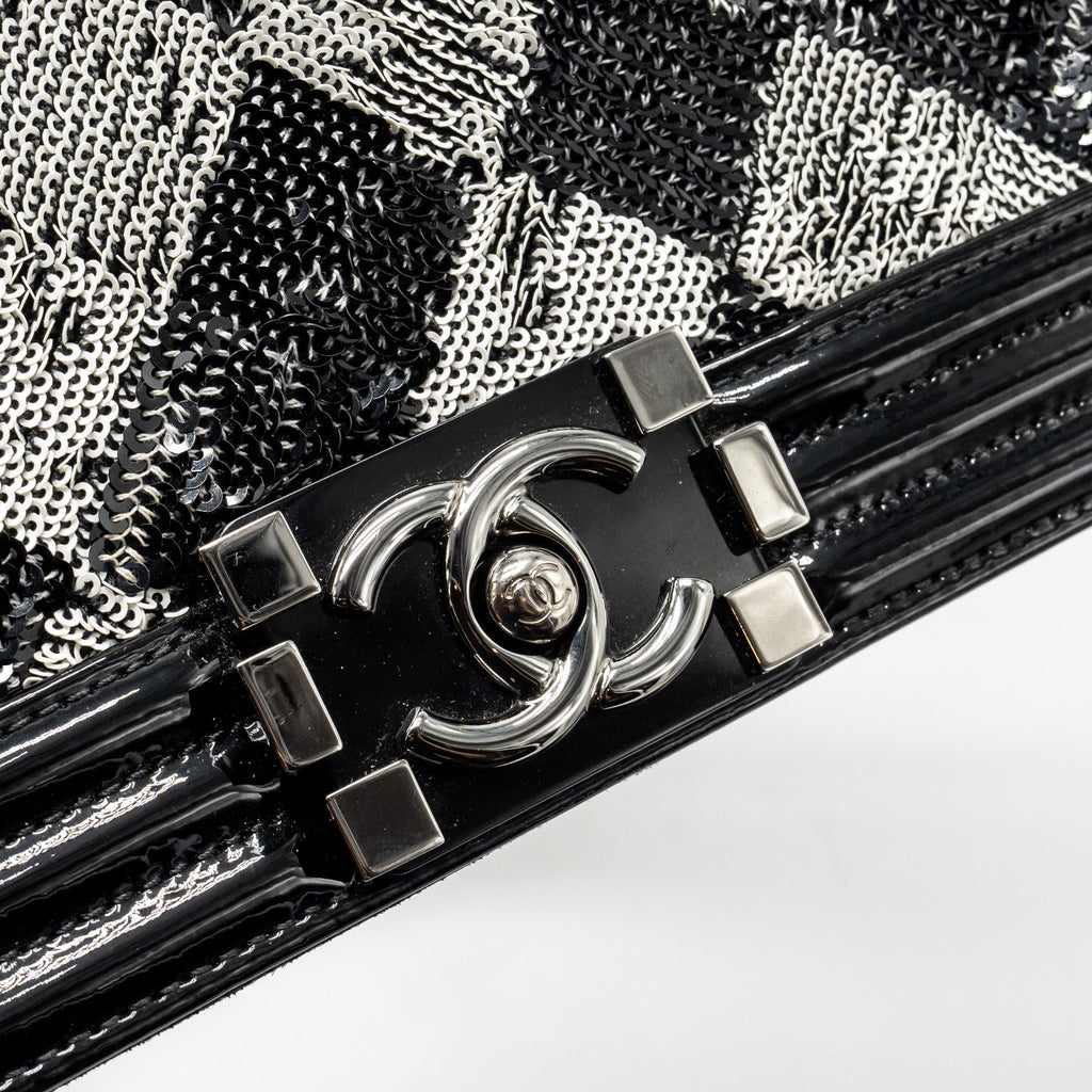 chanel-medium-boy-bag-sequin-patent-black-white-shw-copy