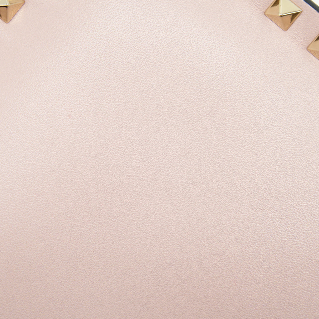 valentino-garavani-rockstud-leather-clutch-bag-multicolored