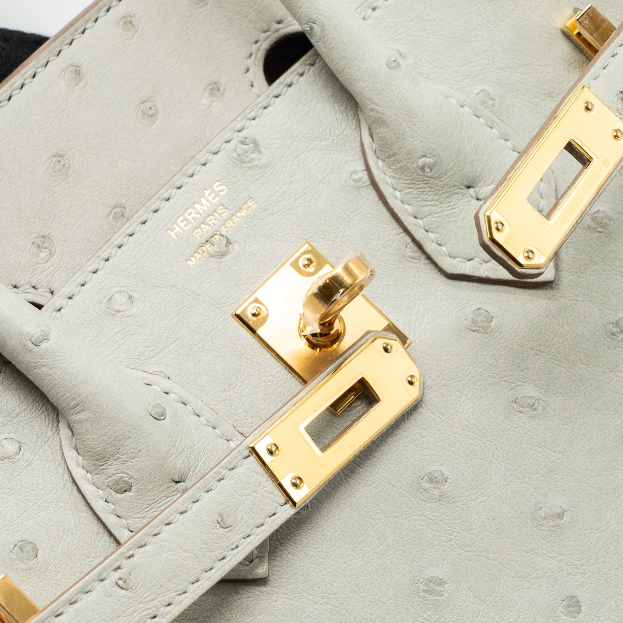 hermes-birkin-25-ostrich-gris-perle-ghw-stamp-z