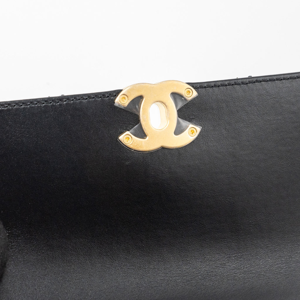 chanel-24c-gold-crush-mini-flap-bag-calfskin-black-ghw-microchip-1