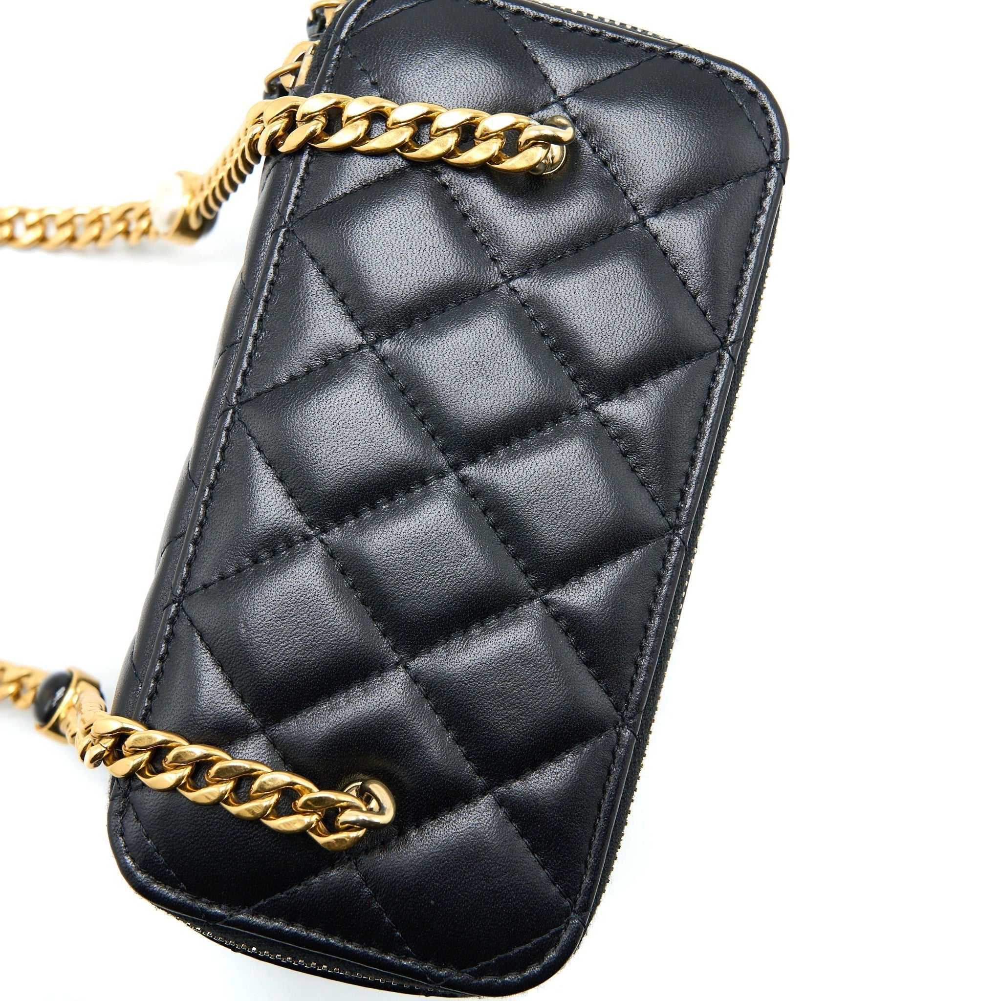 chanel-long-vanity-detailed-gem-chain-lambskin-black-ghw-microchip