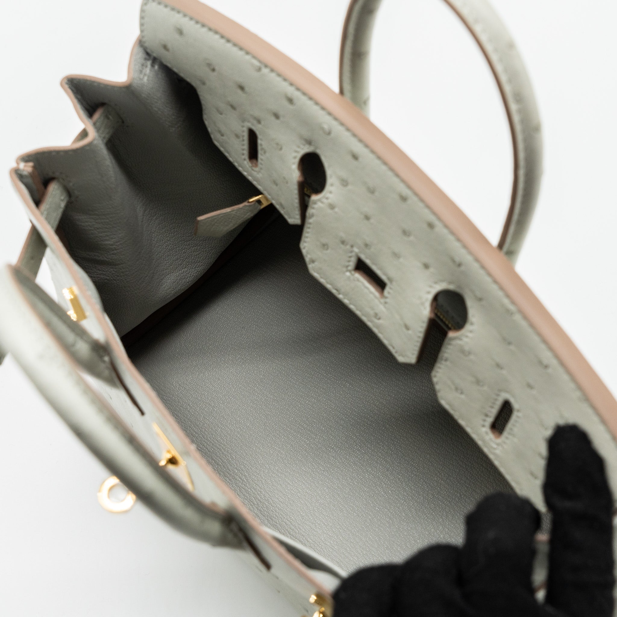 hermes-birkin-25-ostrich-gris-perle-ghw-stamp-z