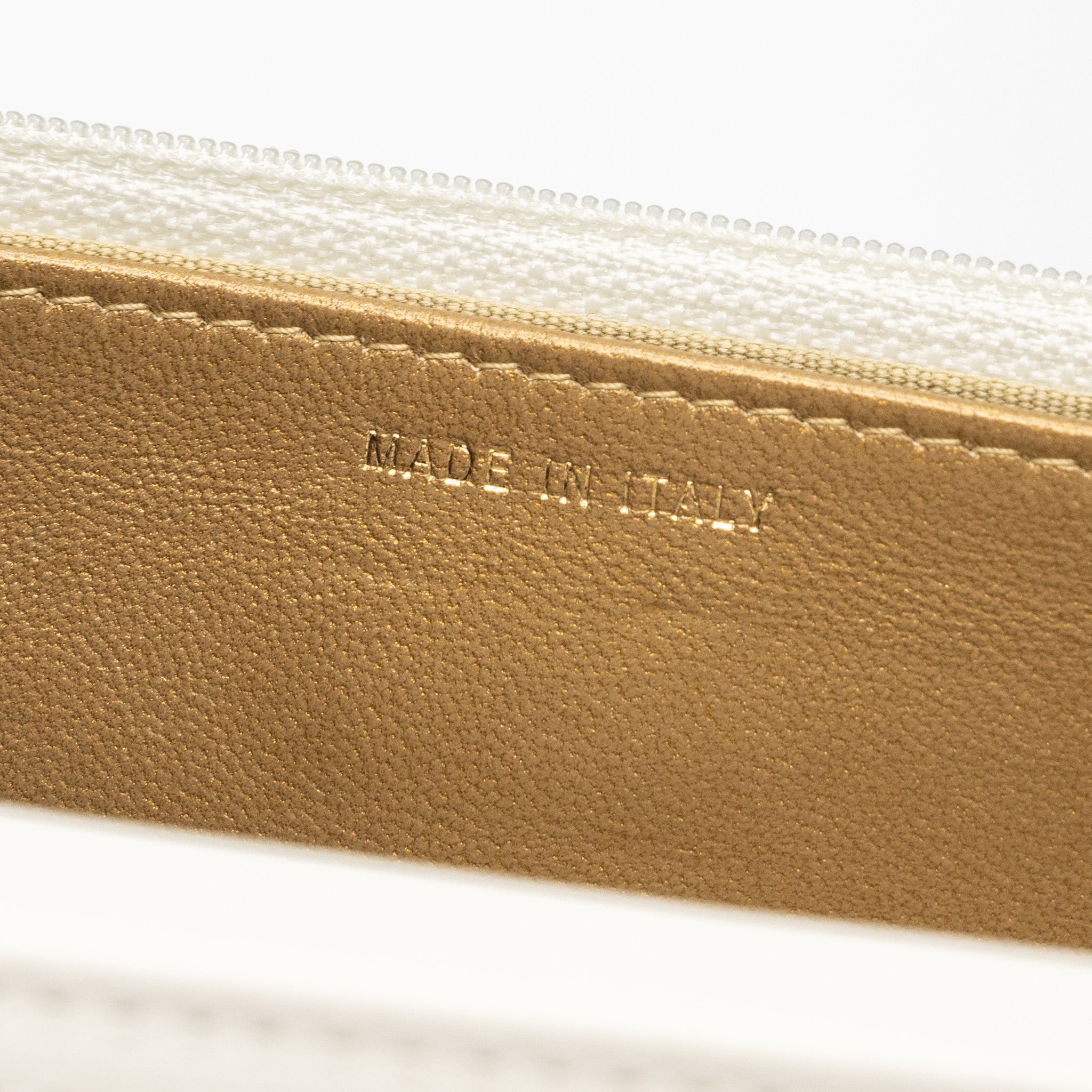 chanel-pearl-crush-wallet-on-chain-lambskin-white-ghw-microchip-copy-1