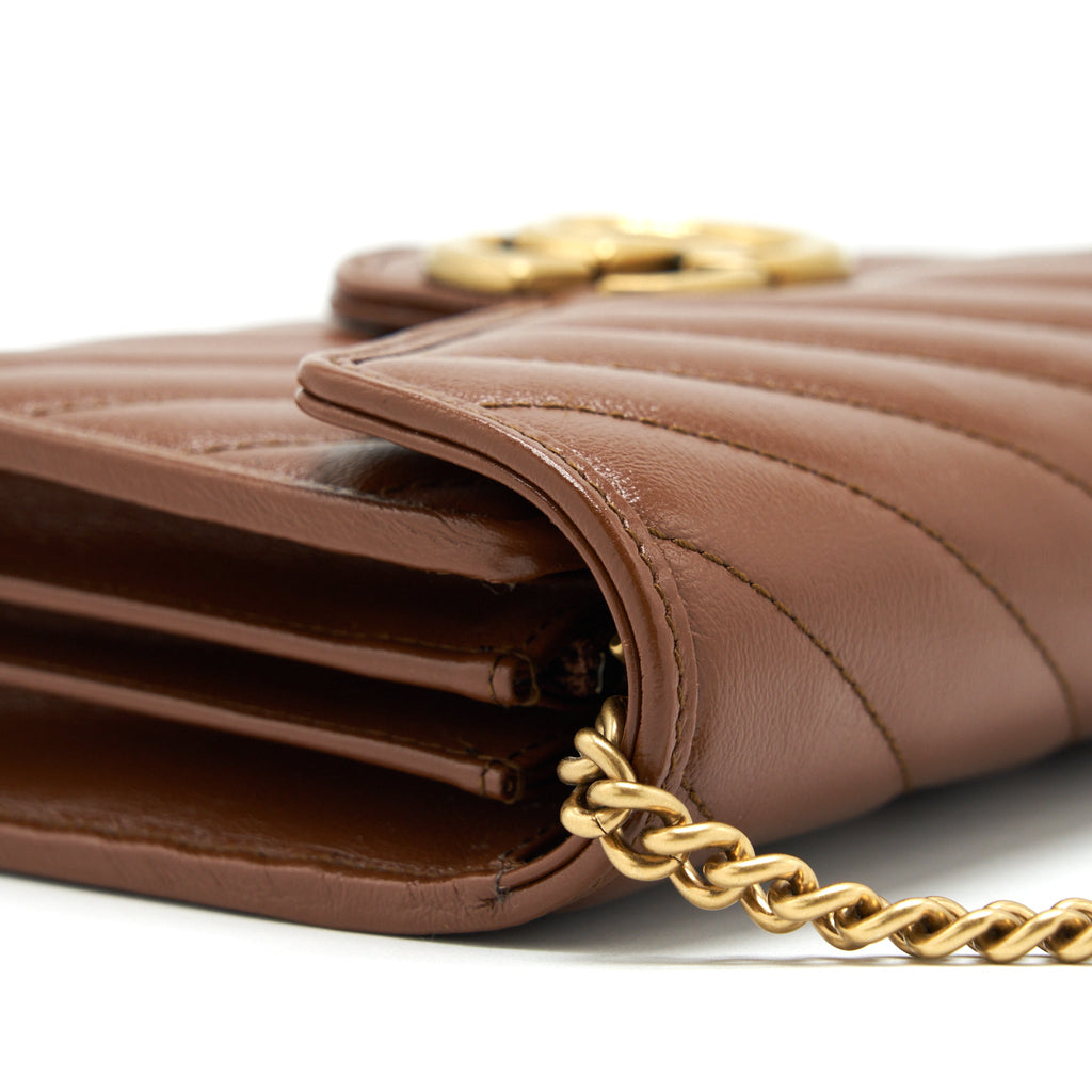 gucci-gg-marmont-matelasse-mini-bag-calfskin-brown-ghw
