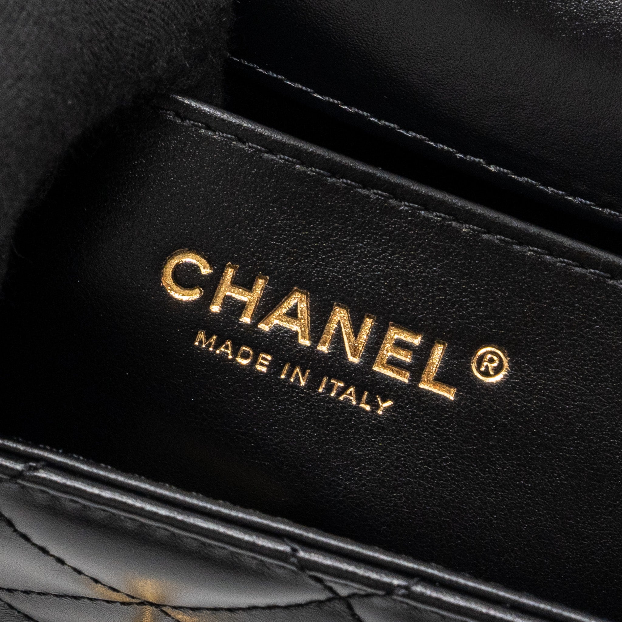 chanel-24c-gold-crush-mini-flap-bag-calfskin-black-ghw-microchip-1