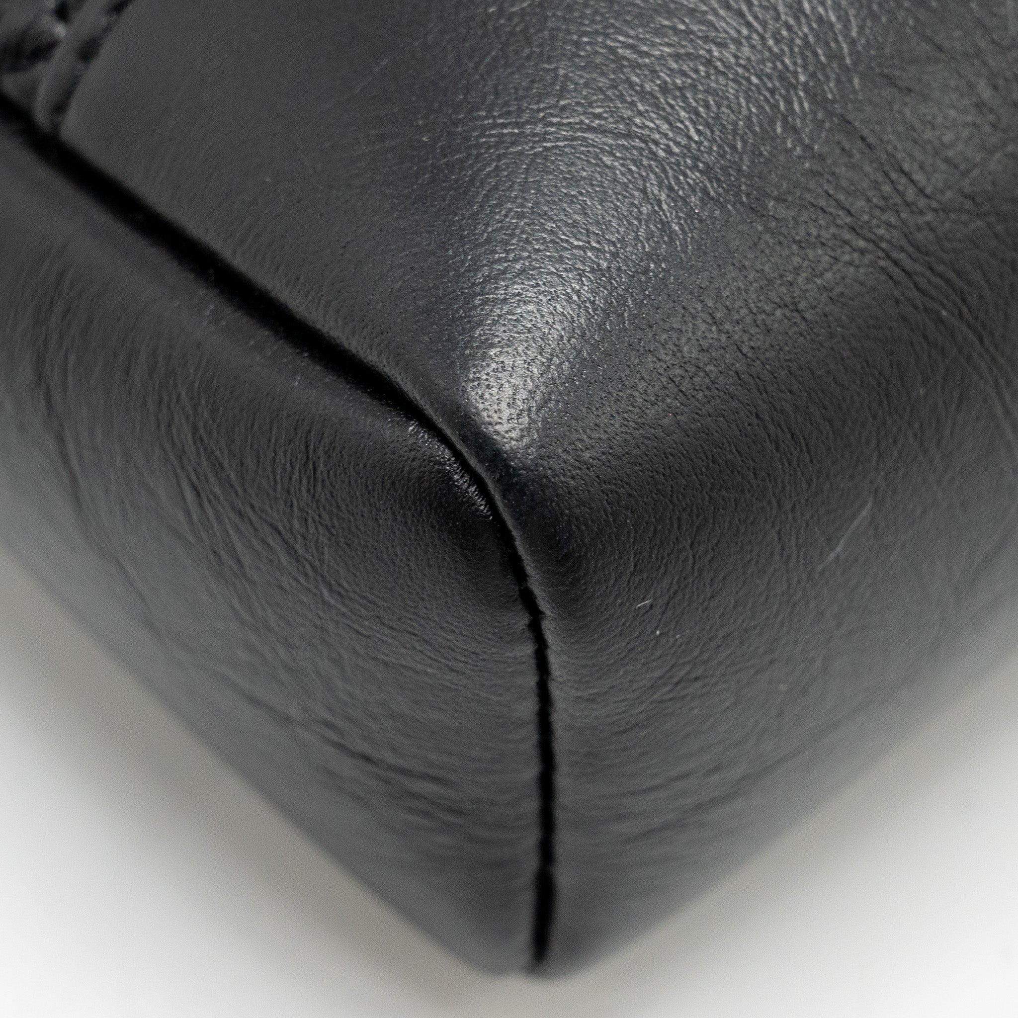 chanel-mini-31-bag-calfskin-black-lghwmicrochip