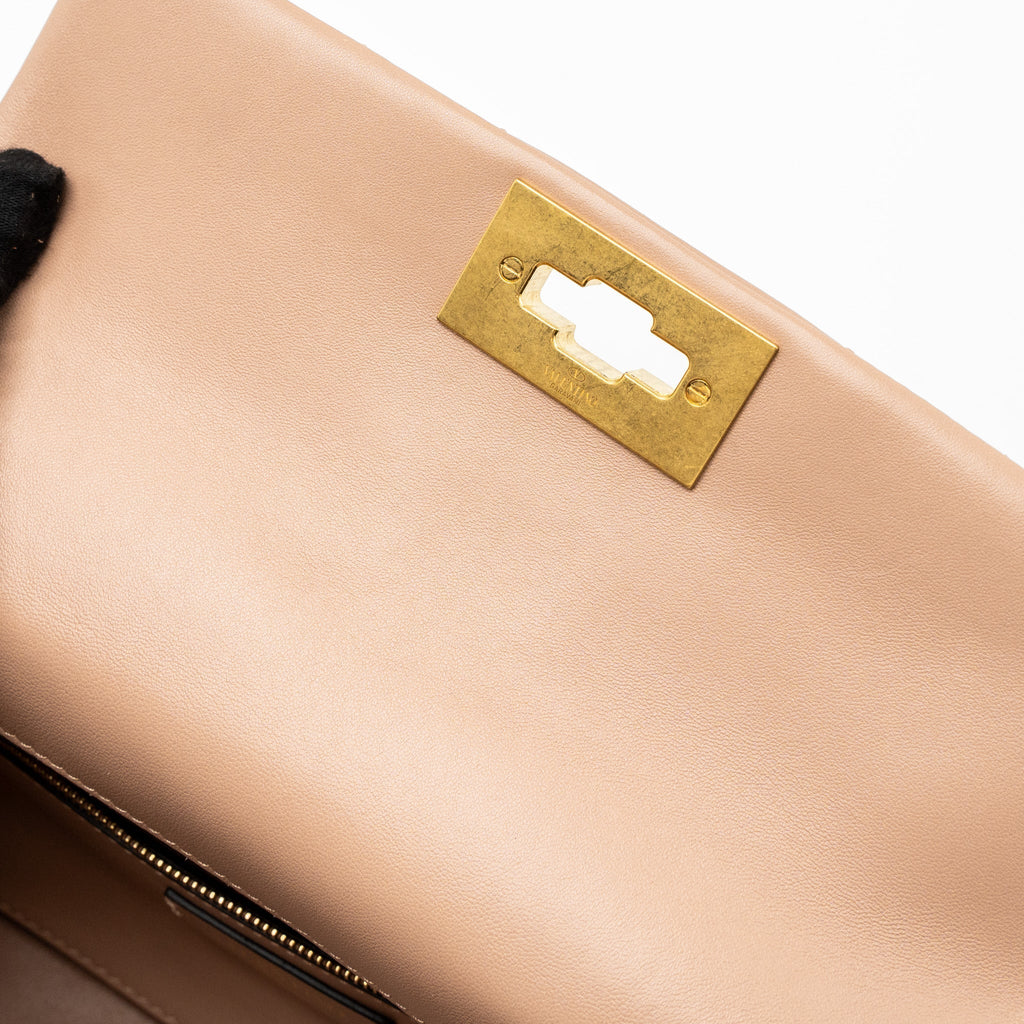 valentino-medium-roman-stud-shoulder-bag-nappa-poudre-ghw