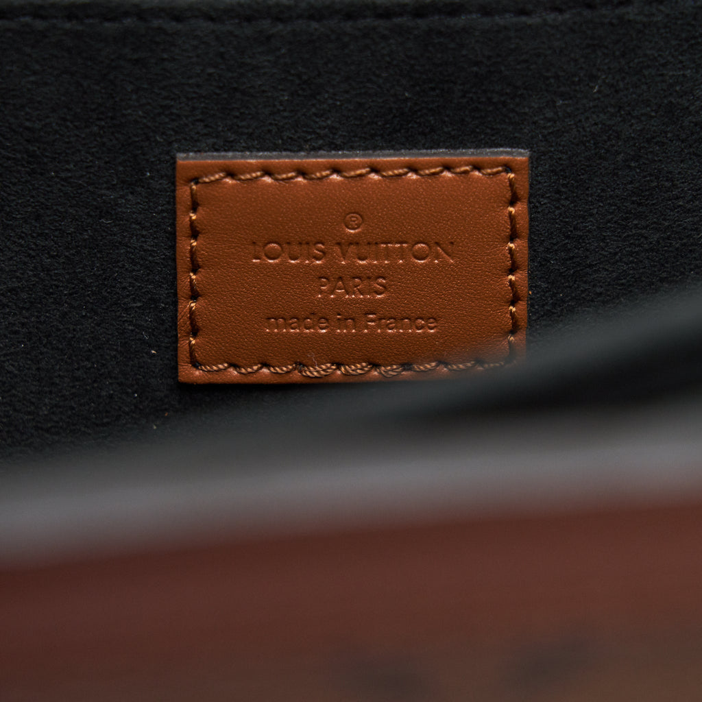 louis-vuitton-daulphine-bag-monogram-canvas