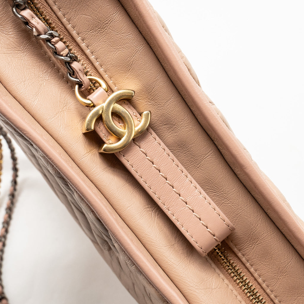 chanel-chevron-gabrielle-hobo-bag-calfskin-pink-beige-multicolour-hardware-copy