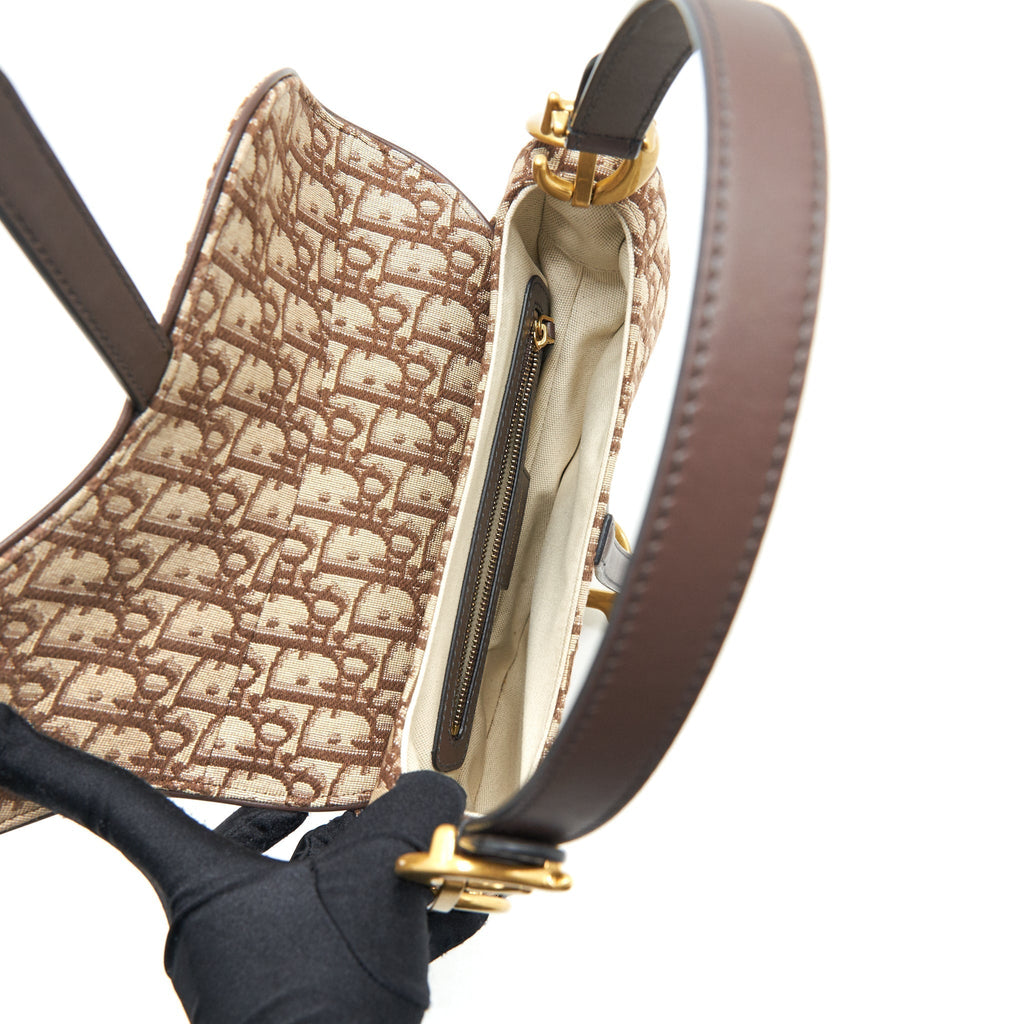 dior-medium-saddle-bag-brown-oblique-canvas