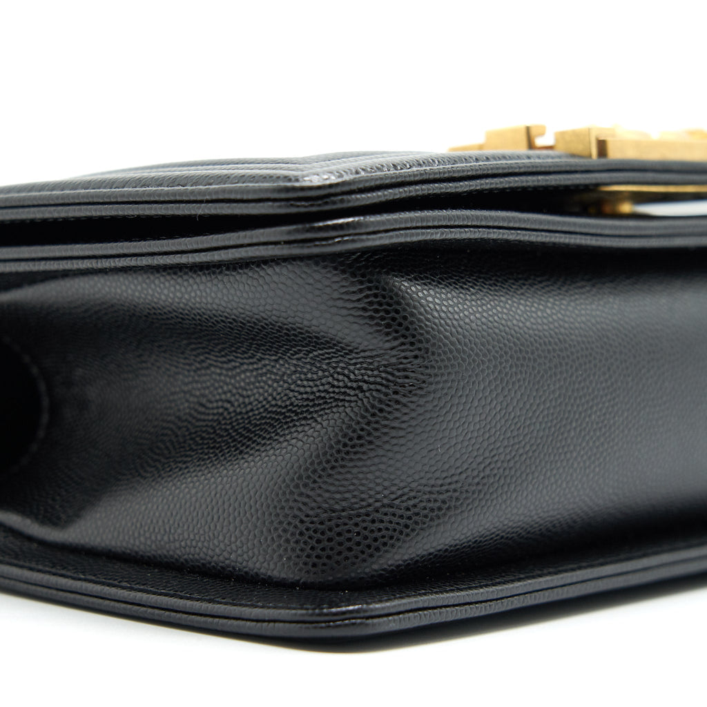 chanel-small-boy-bag-caviar-black-brushed-ghw-year-2021-microchip-serial