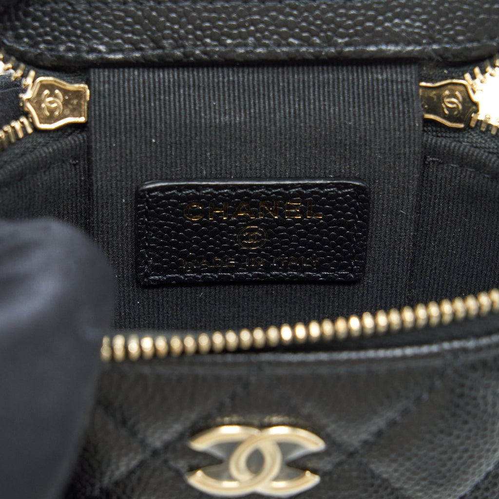 chanel-22p-vertical-mini-vanity-with-cc-logo-chain-caviar-black-lghw-1