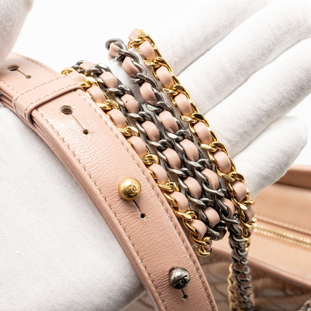 chanel-chevron-gabrielle-hobo-bag-calfskin-pink-beige-multicolour-hardware-copy