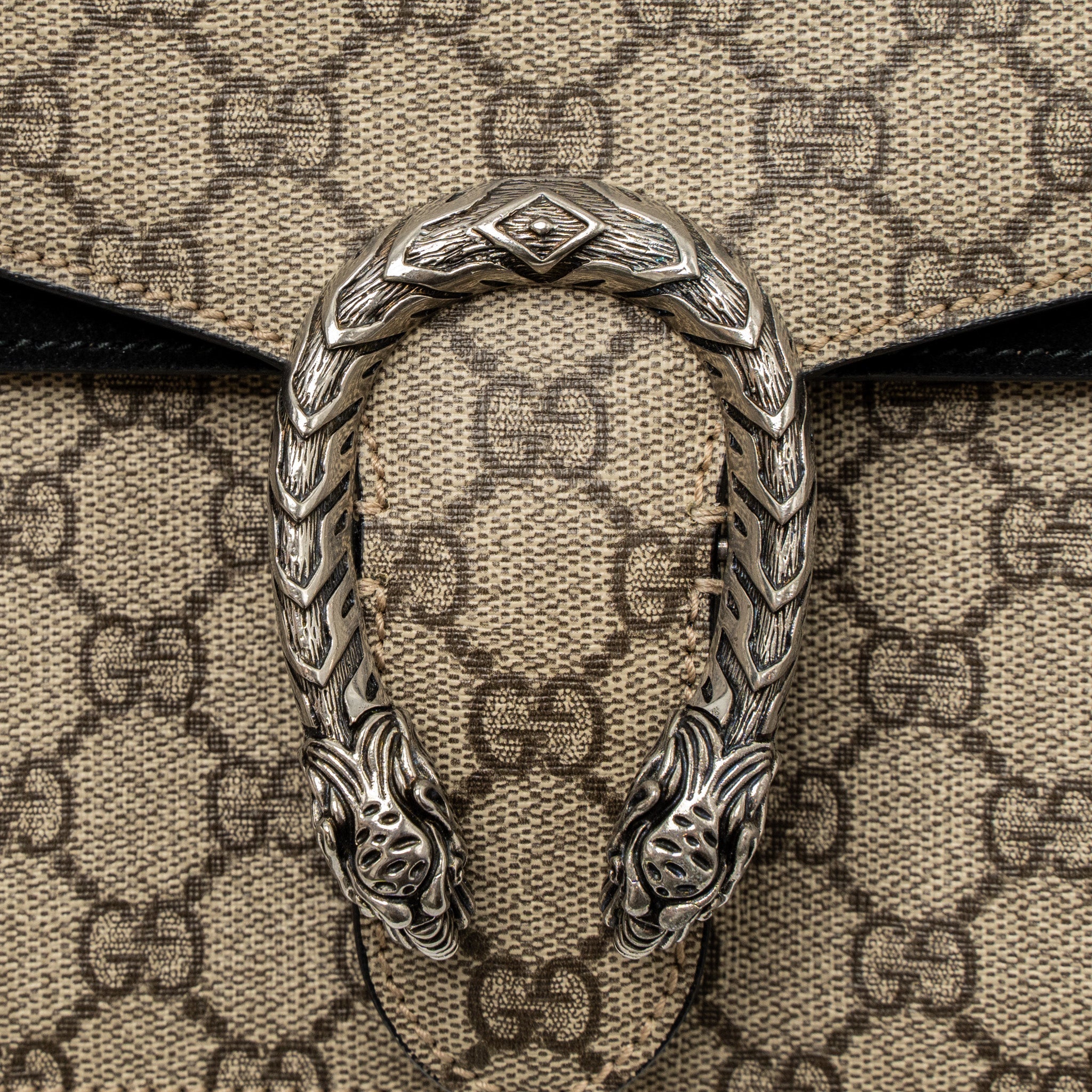 gucci-dionysus-shoulder-bag-gg-supreme-canvas-black-brown-ruthenium-silver-hardware