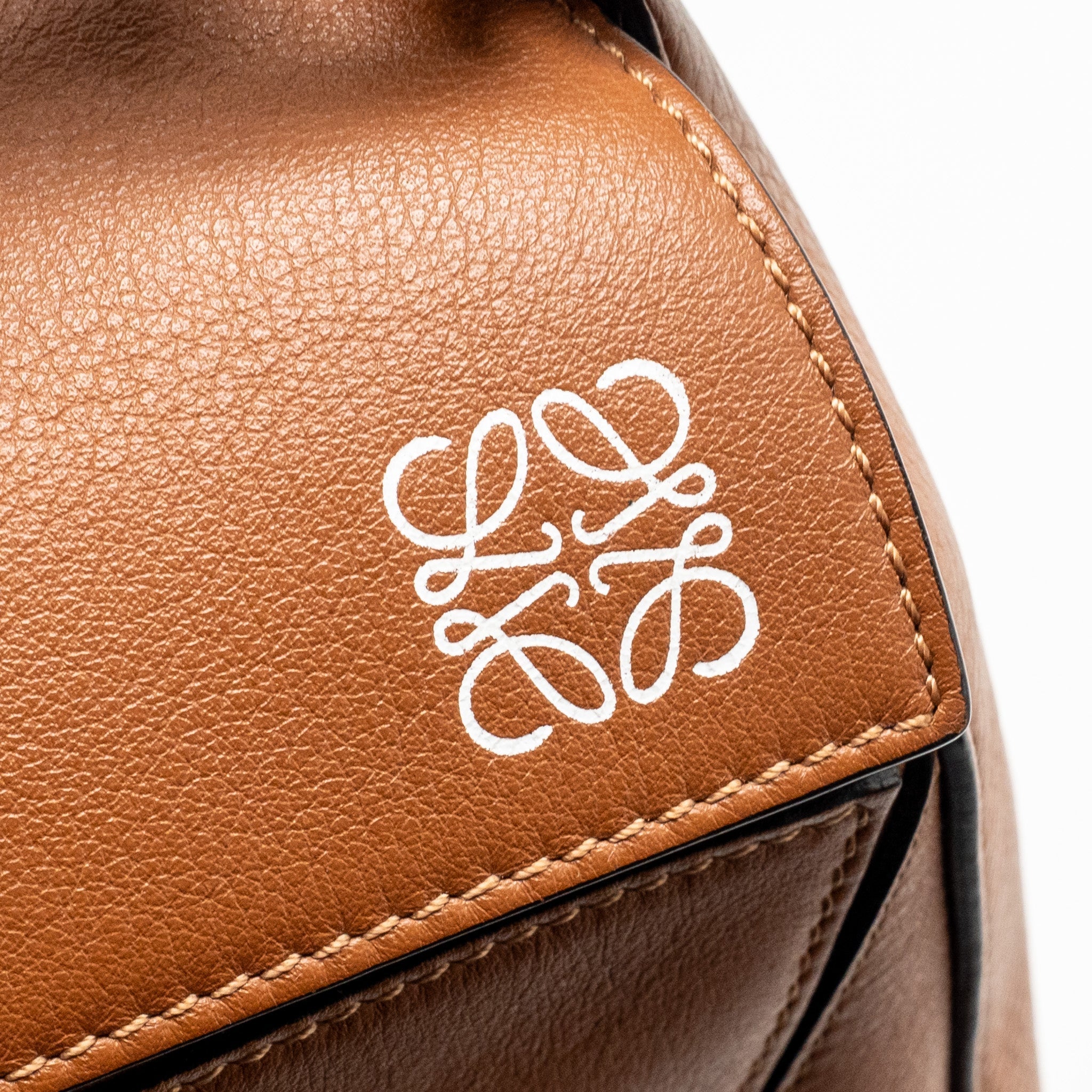 loewe-small-puzzle-bag-calfskin-tan-shw-4