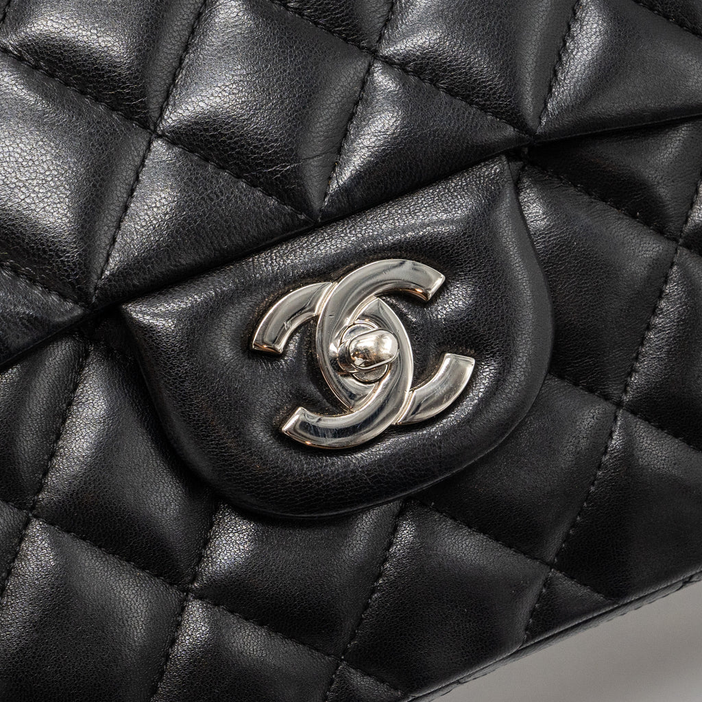 chanel-classic-jumbo-single-flap-bag-lambskin-black-shw