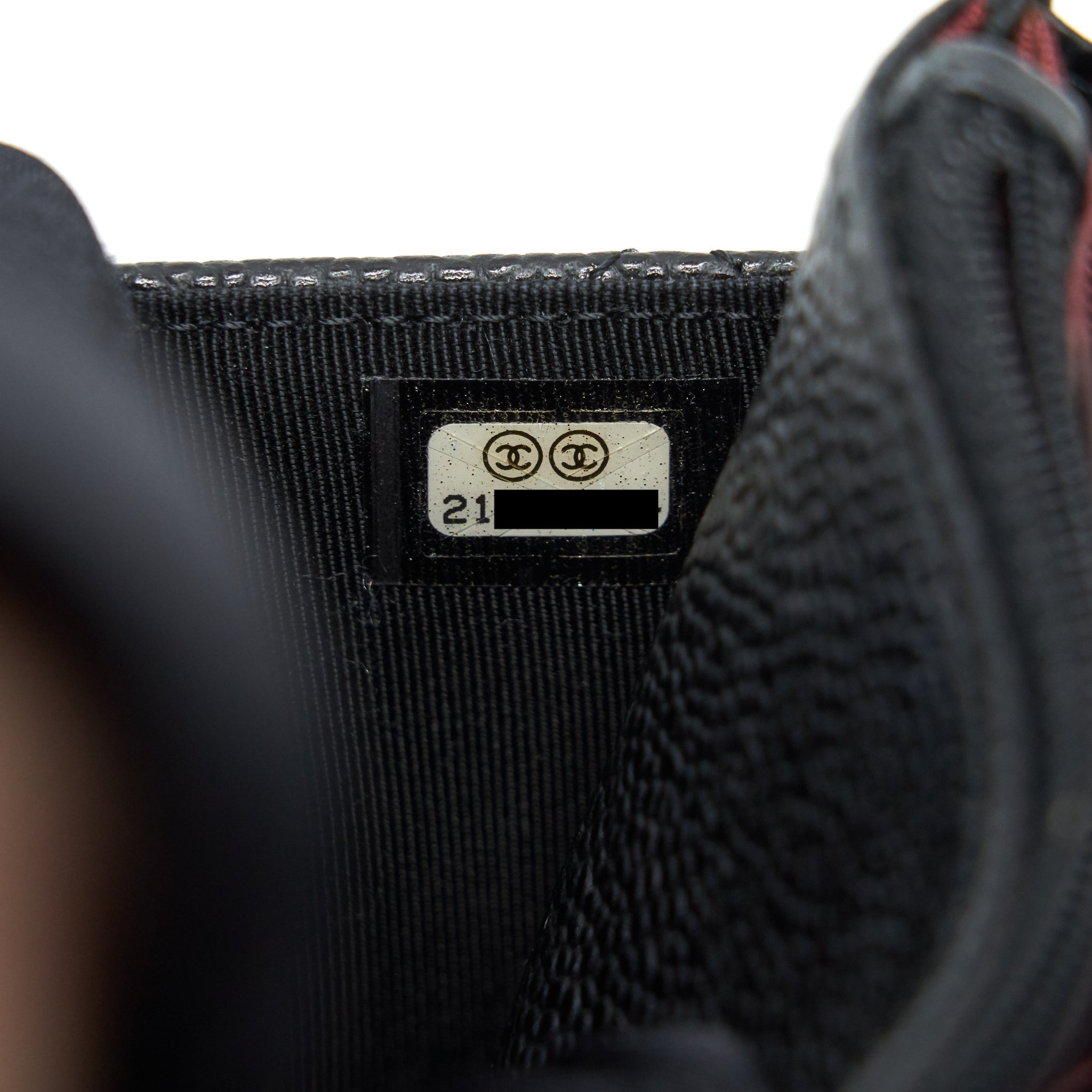 chanel-caviar-wallet-on-chain-black-ghw