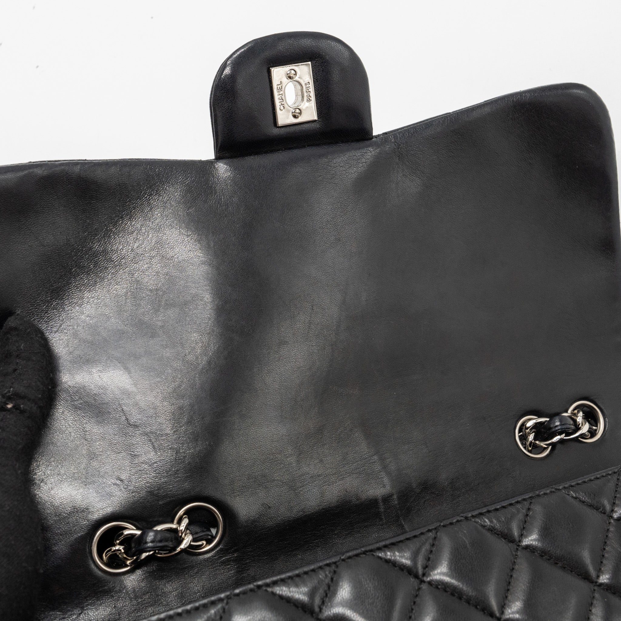 chanel-classic-jumbo-single-flap-bag-lambskin-black-shw
