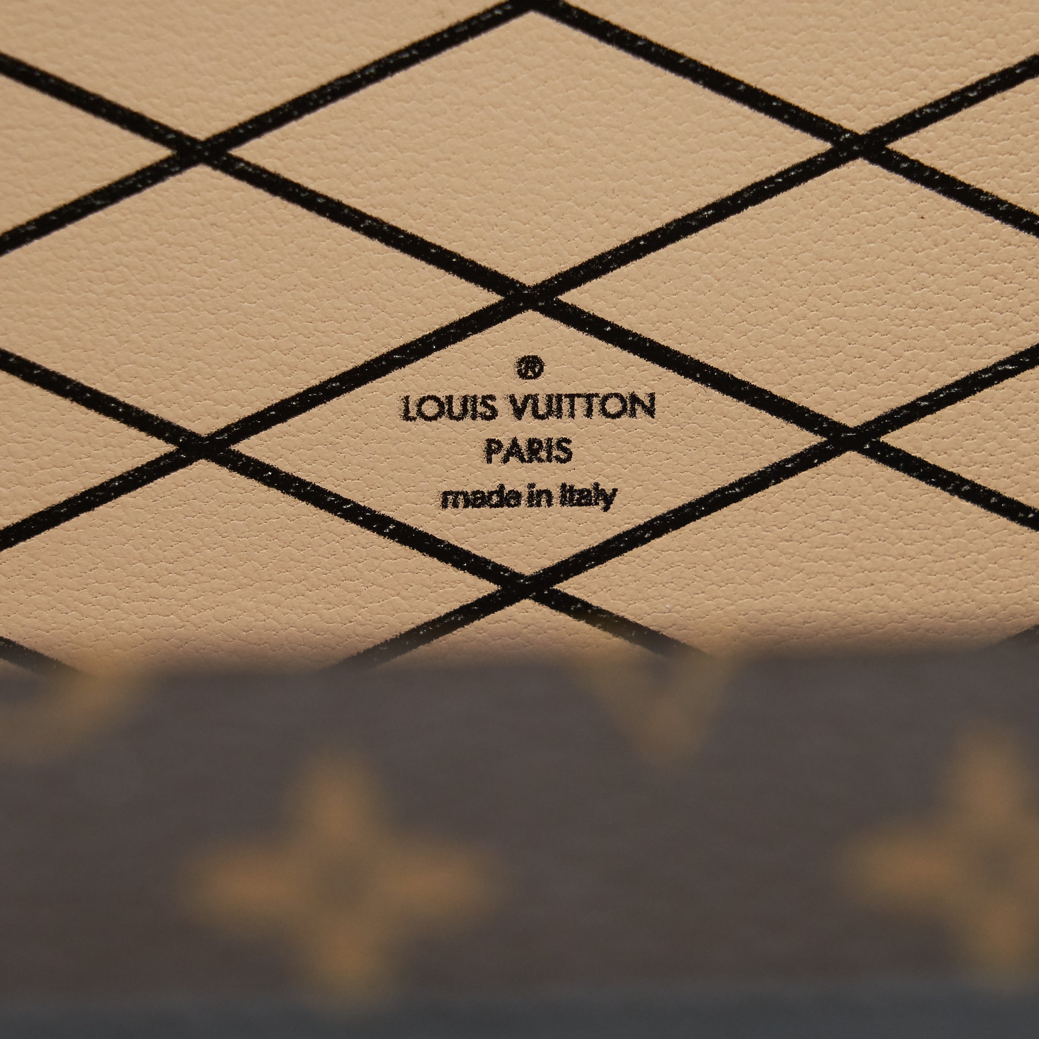 louis-vuitton-petit-malle-trunk-monogram