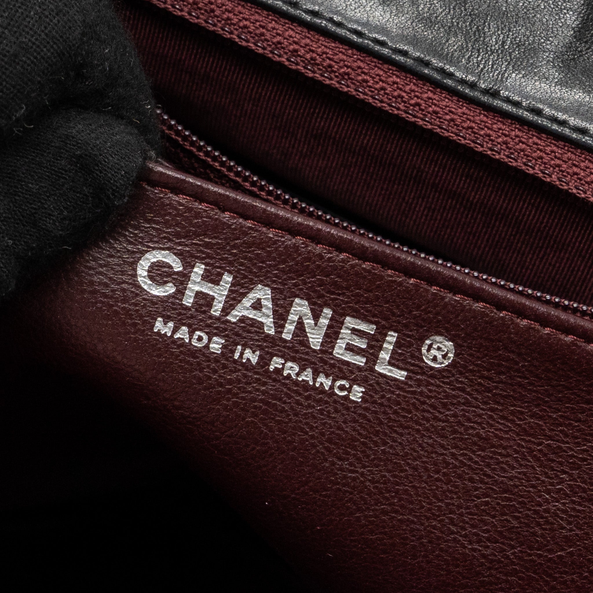 chanel-classic-jumbo-single-flap-bag-lambskin-black-shw