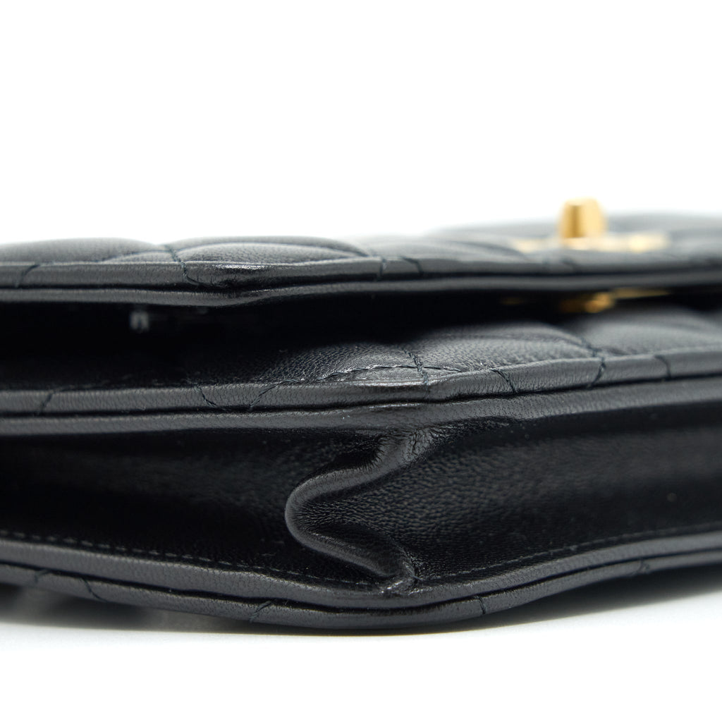 chanel-pearl-crush-wallet-on-chain-lambskin-black-ghw