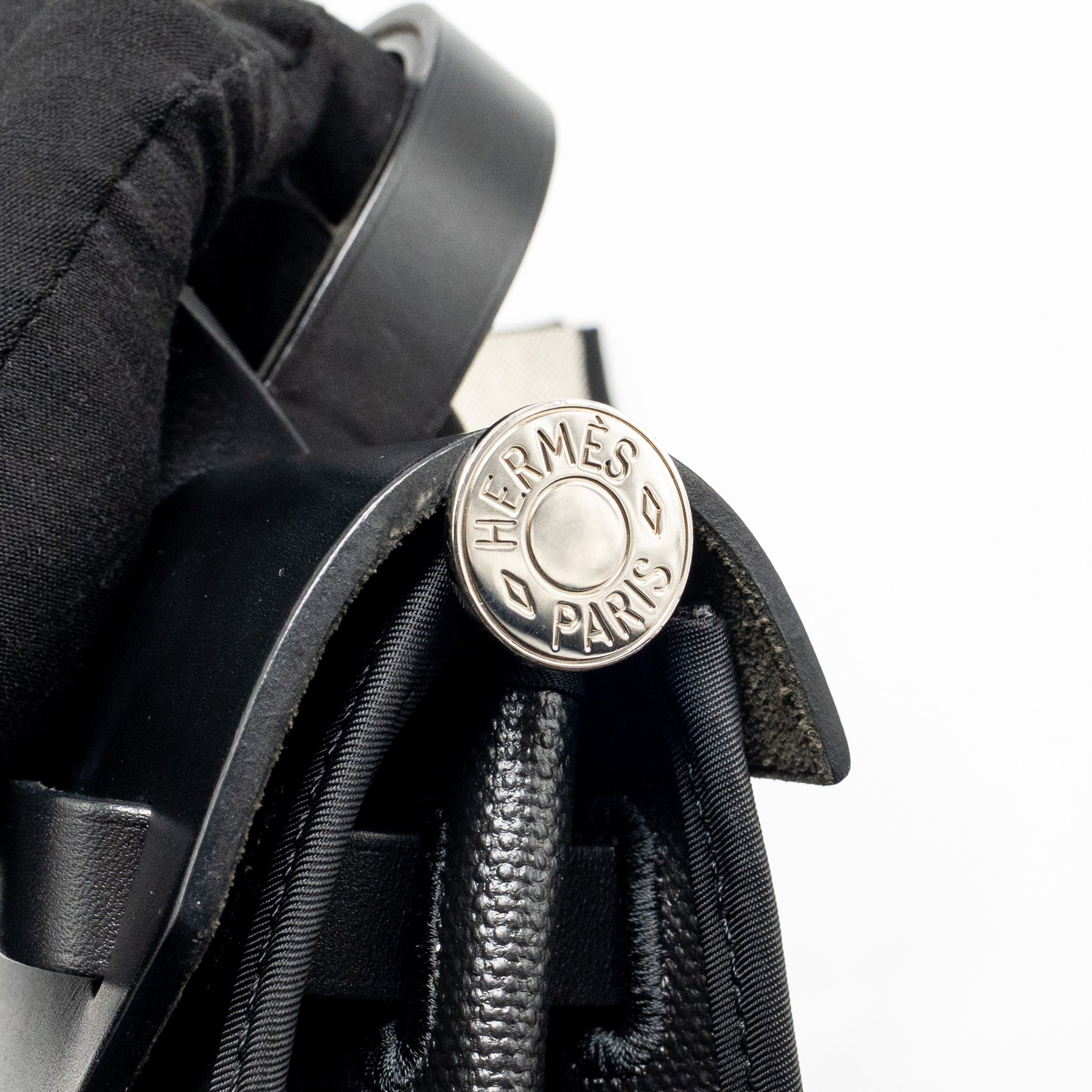 hermes-herbag-31-zip-bag-berline-canvas-hunter-leather-black-ecru-black-shw-stamp-d