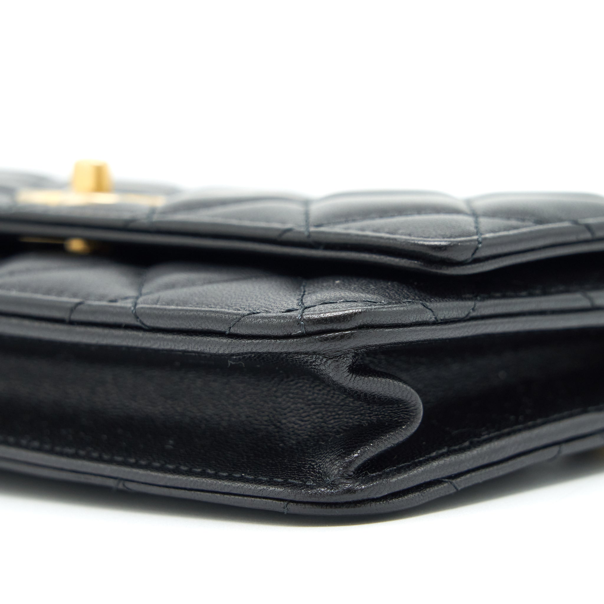 chanel-pearl-crush-wallet-on-chain-lambskin-black-ghw