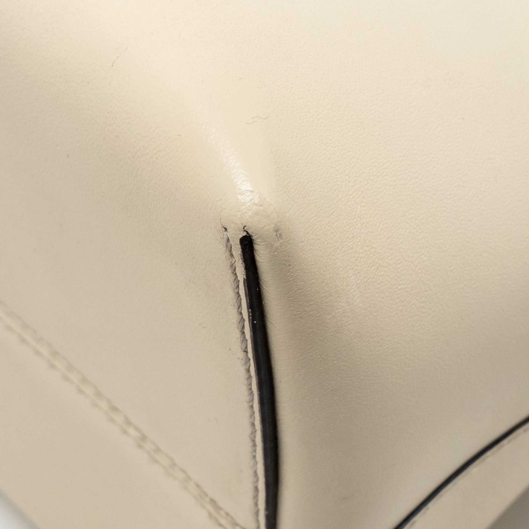 fendi-by-the-way-boston-bag-calfskin-light-beige-shw