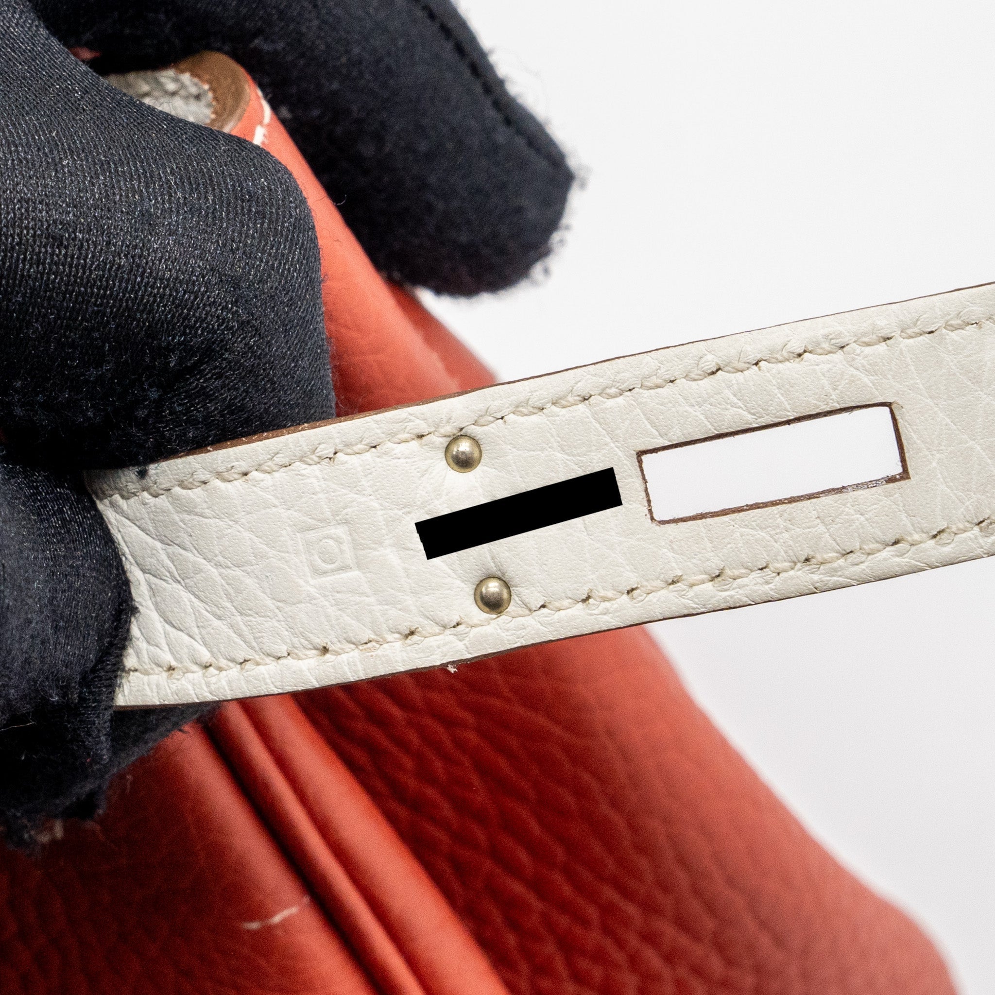 hermes-birkin-35-togo-sanguine-blanc-shw-stamp-square-o