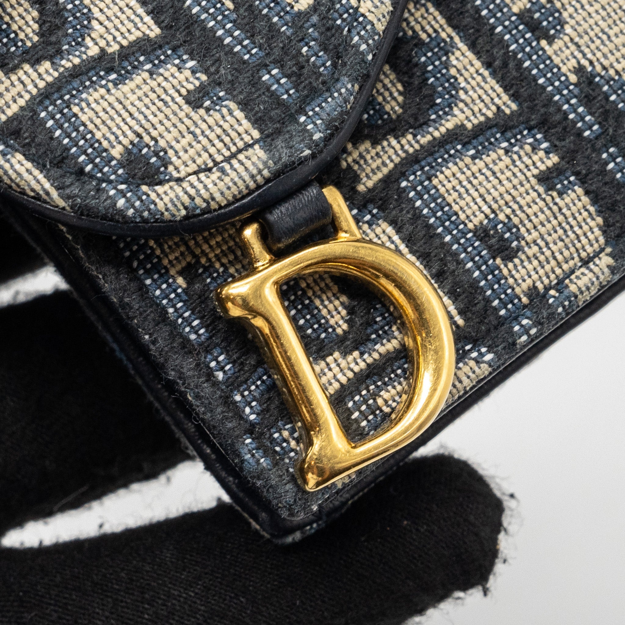 dior-saddle-flap-card-holder-oblique-canvas-ghw