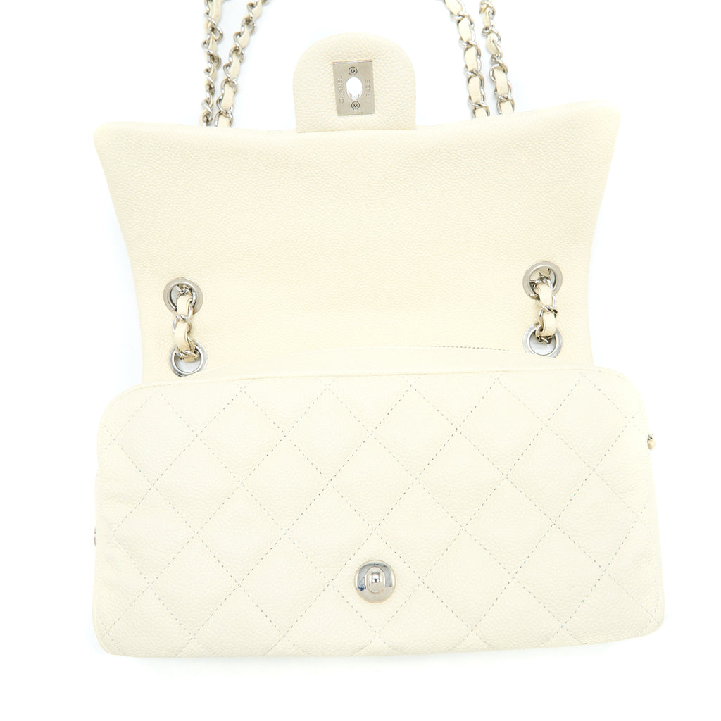 chanel-quilted-flap-bag-caviar-white-shw