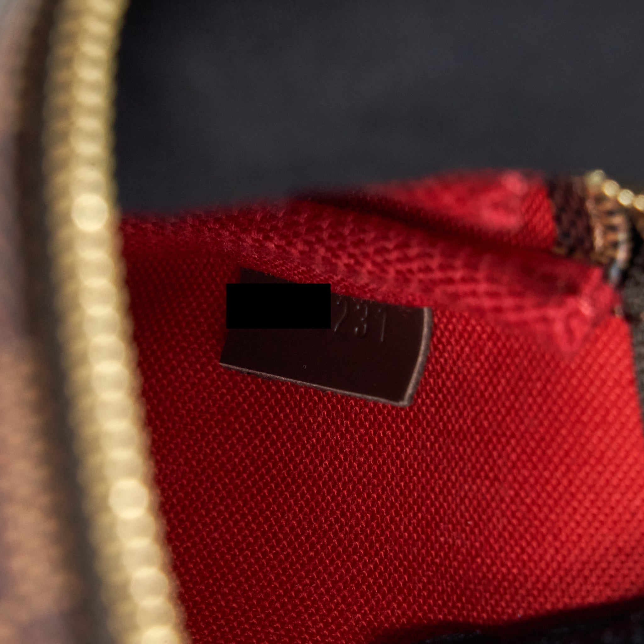 louis-vuitton-mini-pochette-accessories-damier-ebene-canvas-ghw