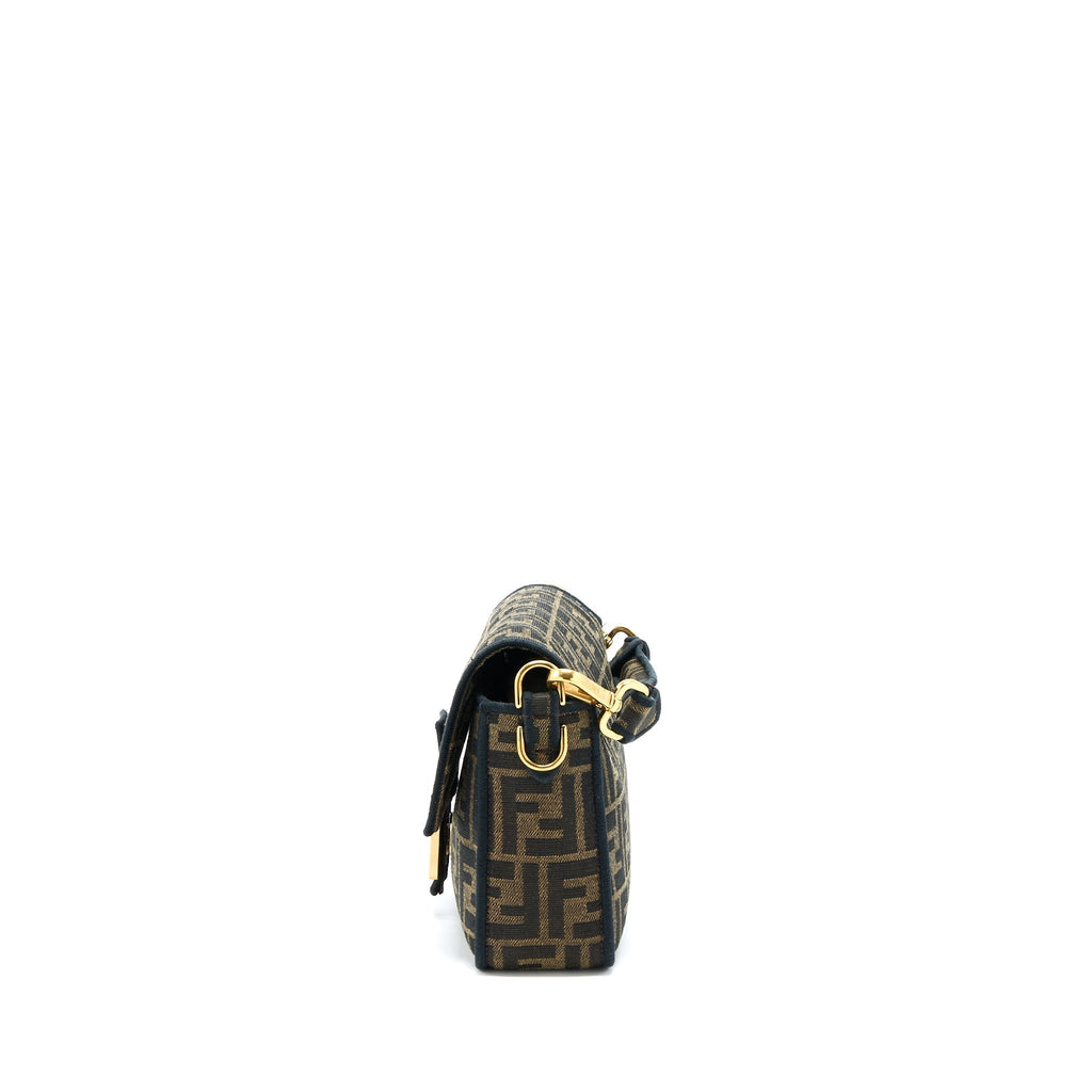 fendi-baguette-shoulder-bag-canvas-ghw